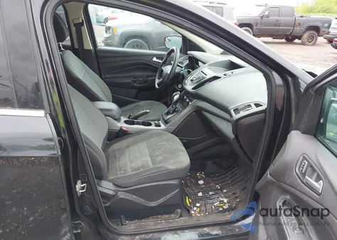 2015 Ford Escape Se z USA, uszkodzony, nr VIN 1FMCU9GX8FUB15662